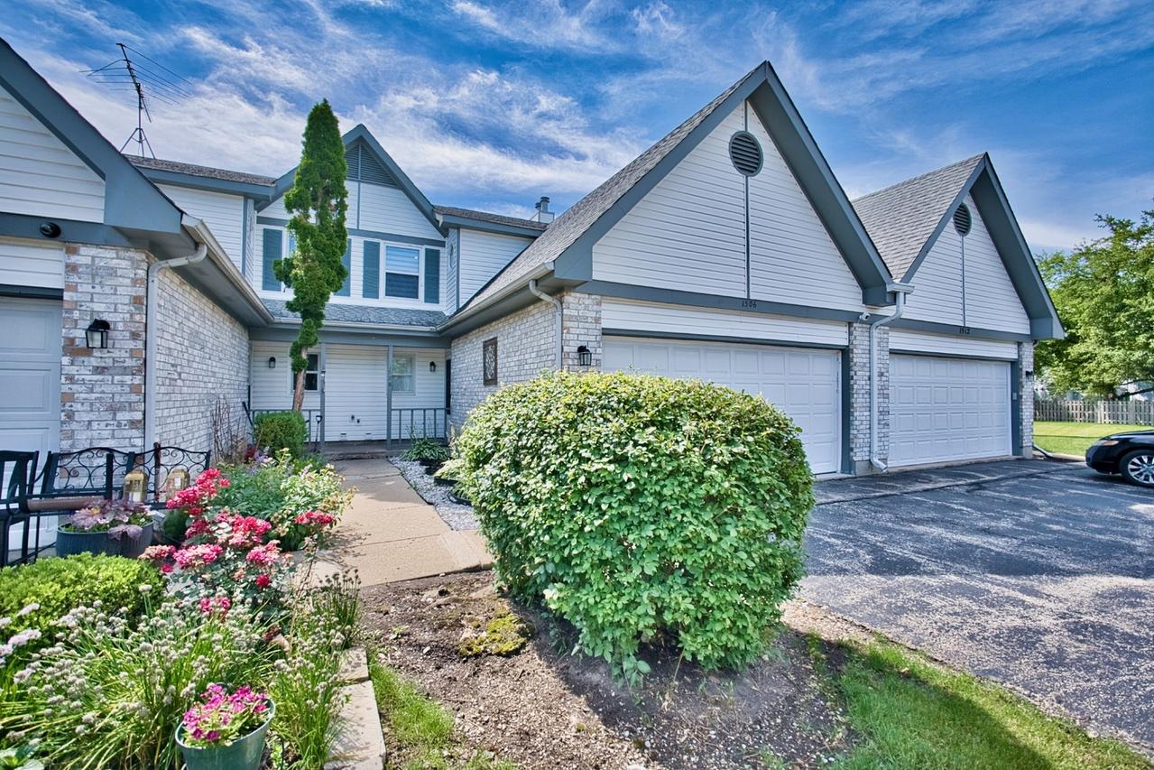 1506 Fernwood Ct., Gurnee, IL 60031