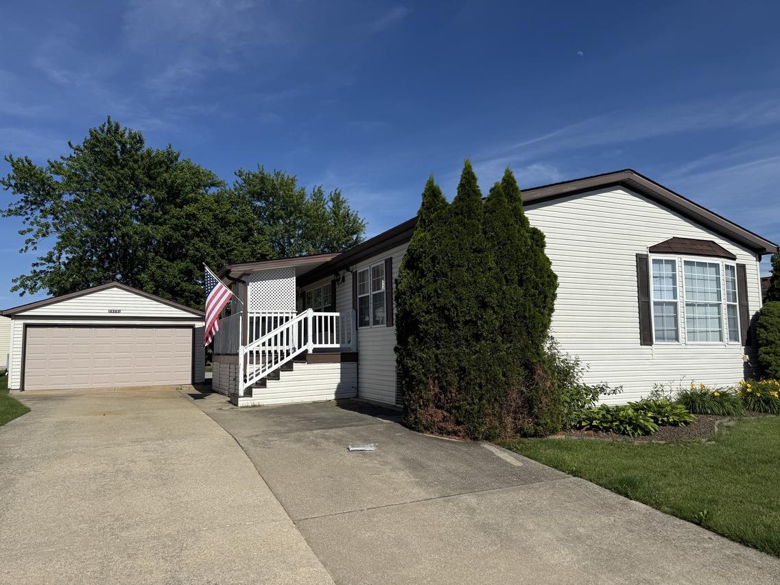25751 Olympic Dr., Monee, IL 60449