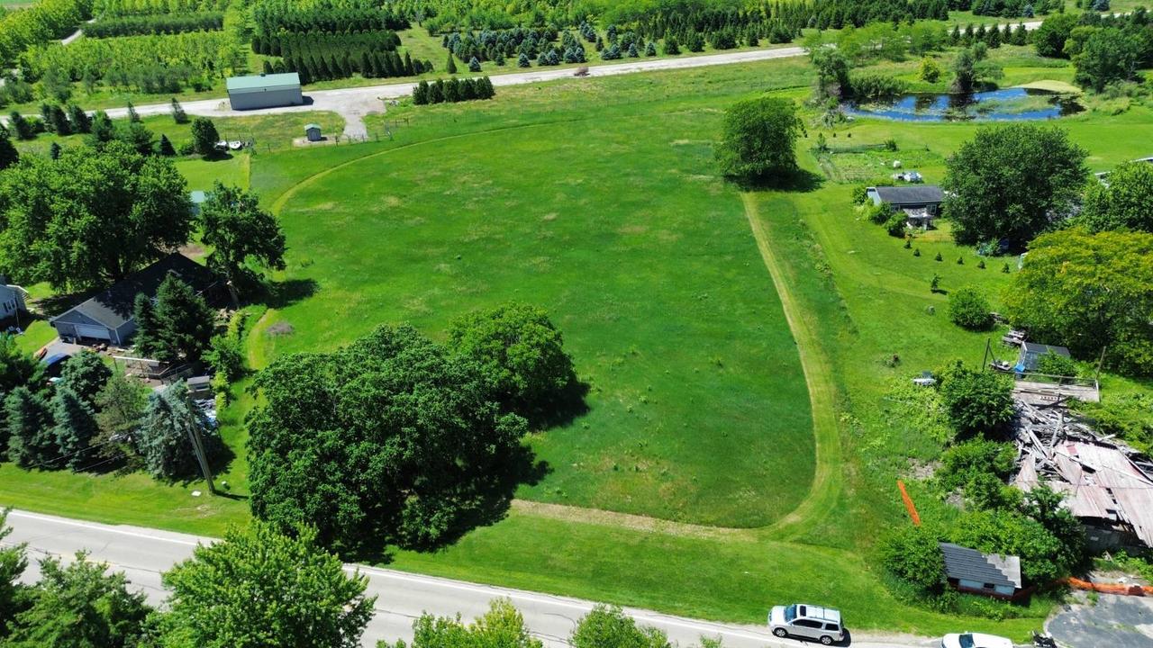0000 Mccullom Lake Rd., Wonder Lake, IL 60097