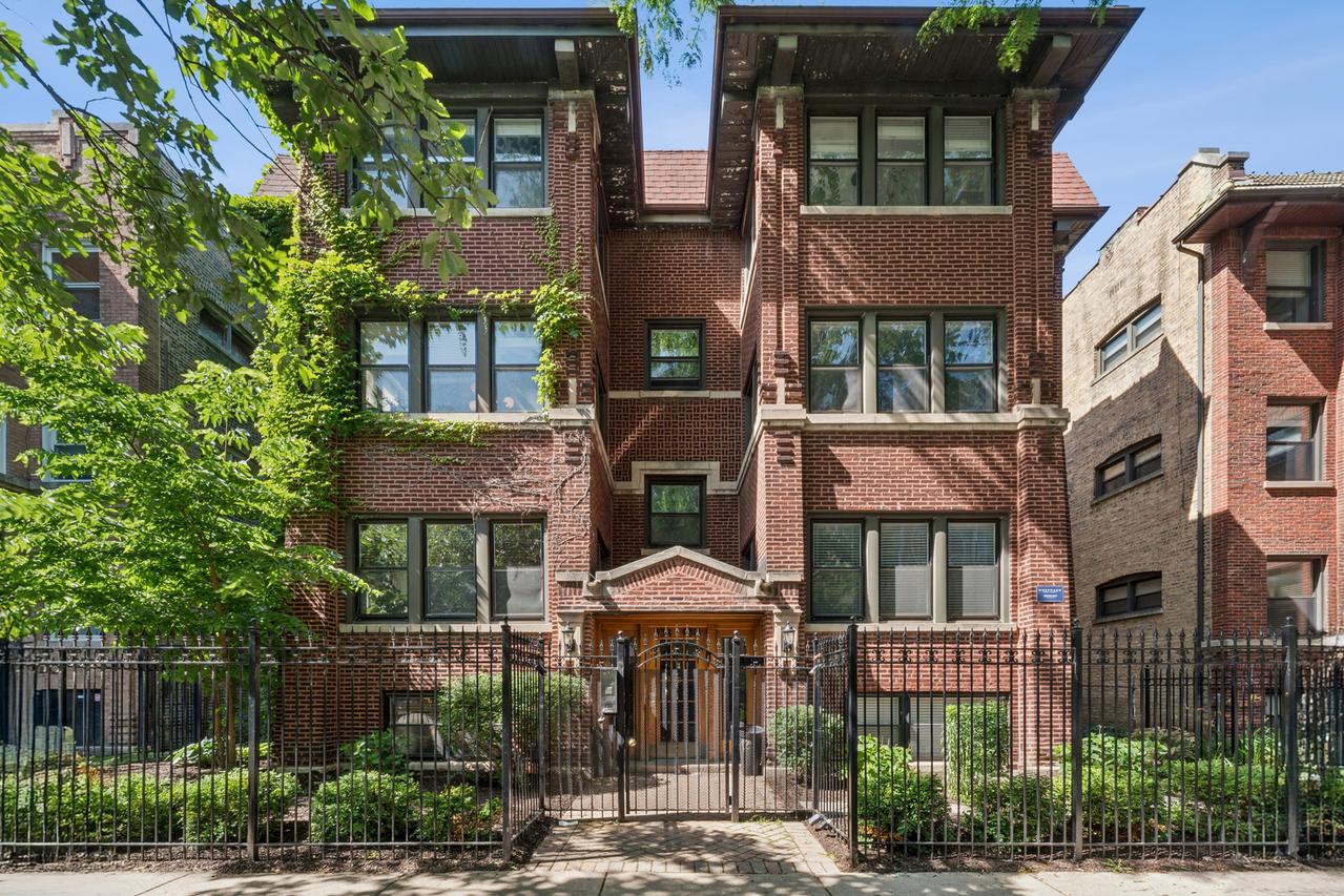 934 W Agatite Ave. #1, Chicago, IL 60640
