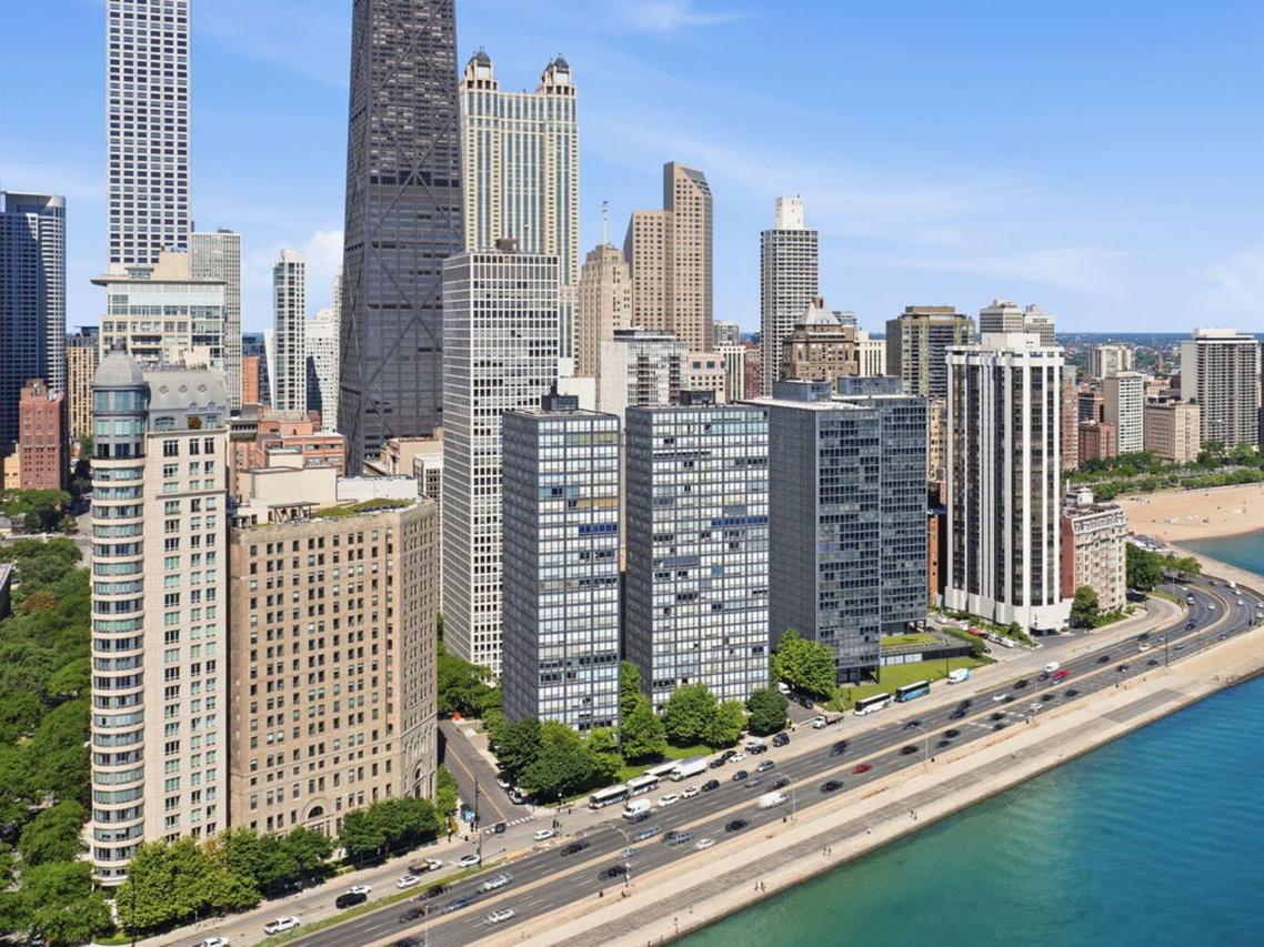 860 N Lake Shore Dr. #21K, Chicago, IL 60611
