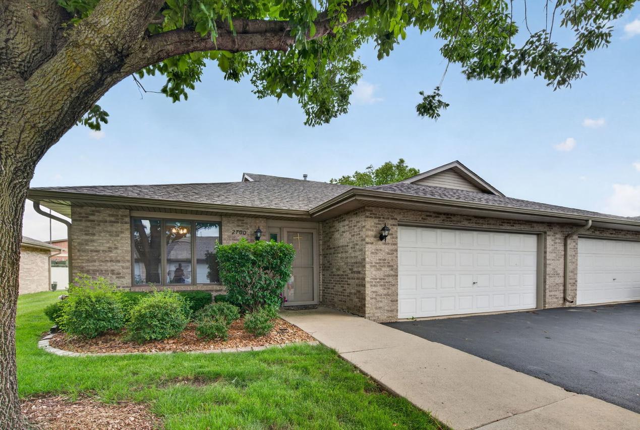 2700 Eagle Dr., Joliet, IL 60436