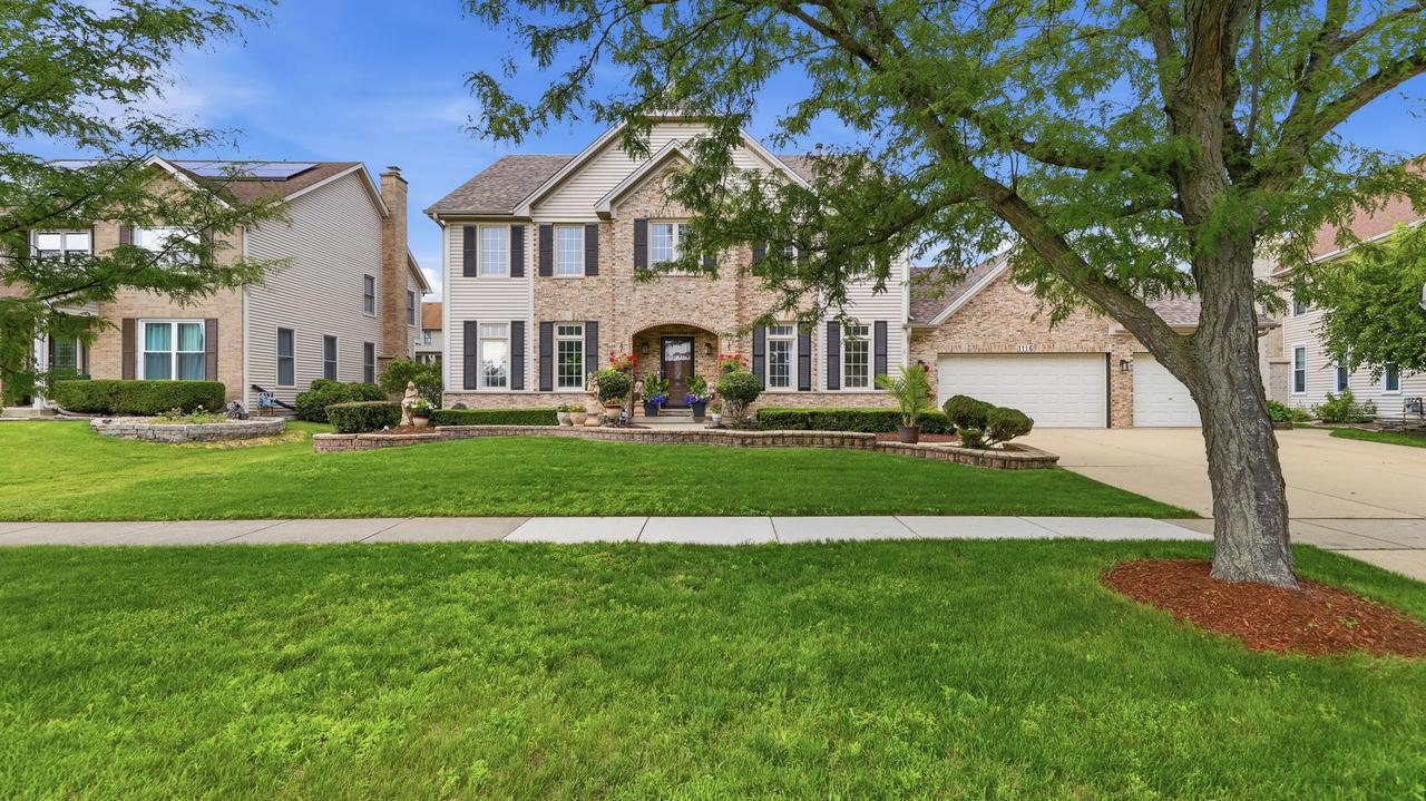 1116 Adler St., Carol Stream, IL 60188