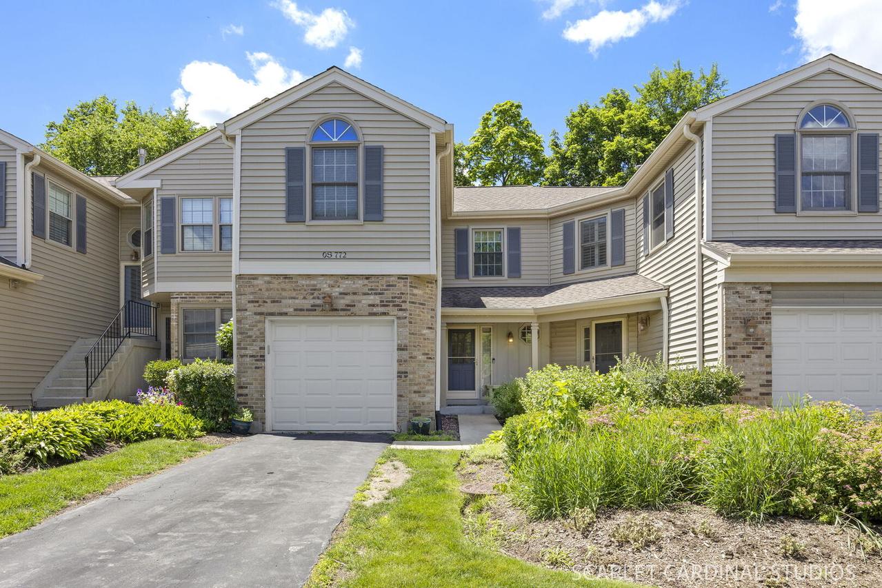 0S772 Jefferson Ct., Winfield, IL 60190