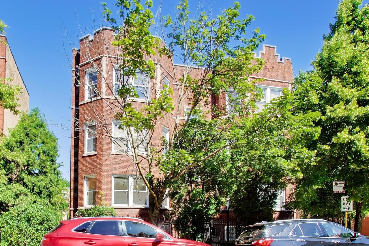 2730 N Sawyer Ave. #1S, Chicago, IL 60647