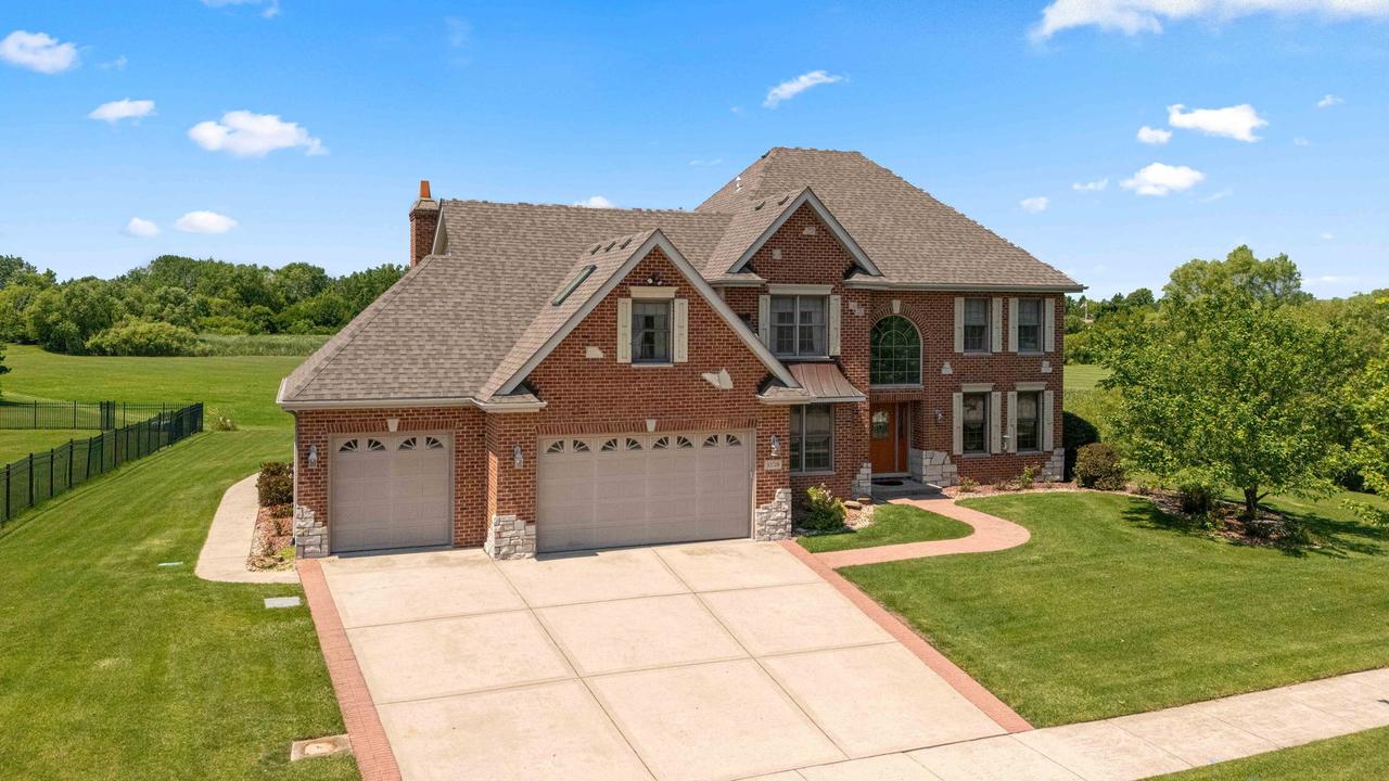 10518 Nebraska St., Frankfort, IL 60423