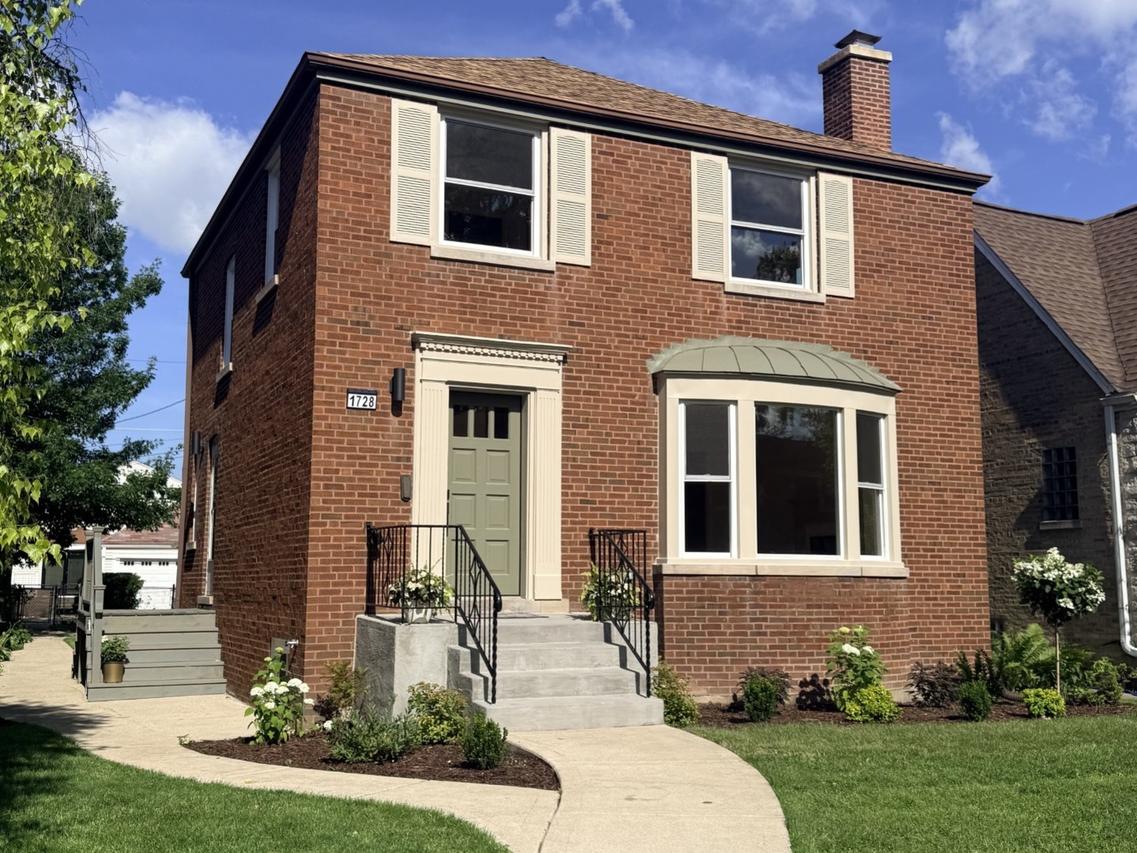 1728 N 76 Ave., Elmwood Park, IL 60707