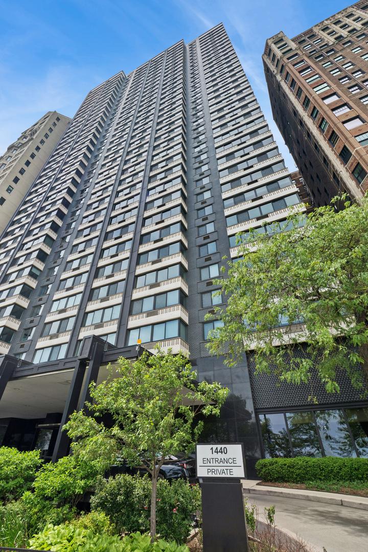 1440 N Lake Shore Dr. #23A, Chicago, IL 60610