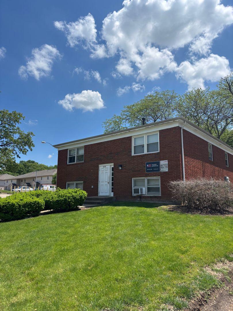 215 Lindell Dr., Normal, IL 61761