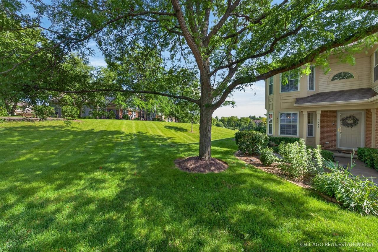 514 Palm Ct. #A, Crystal Lake, IL 60014