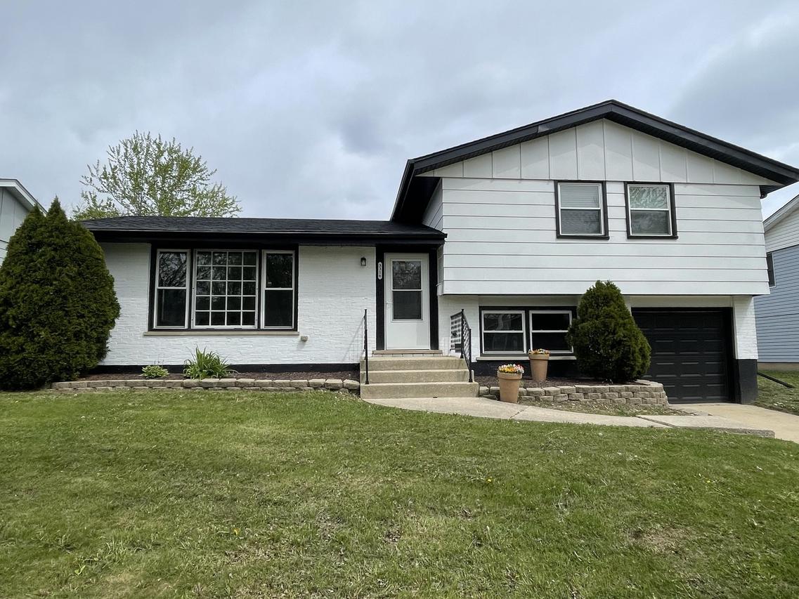3316 Birchwood Dr., Hazel Crest, IL 60429