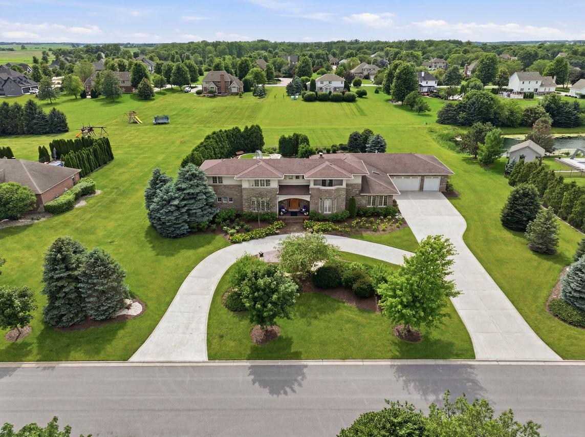 24104 S Old Farm Rd., Manhattan, IL 60442