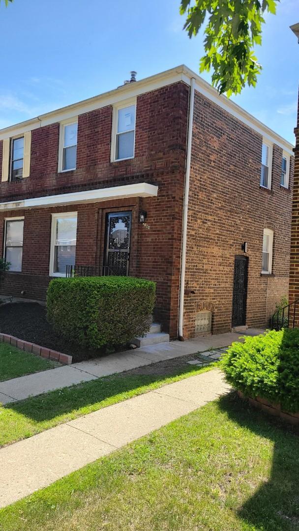 8822 S Kenwood Ave., Chicago, IL 60619