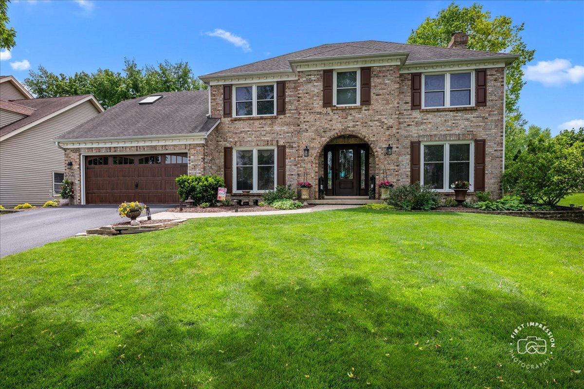 25W185 Setauket Ave., Naperville, IL 60540