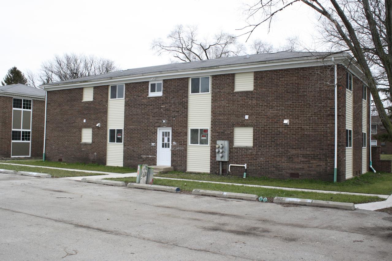 304 Wilshire Dr., Sandwich, IL 60548