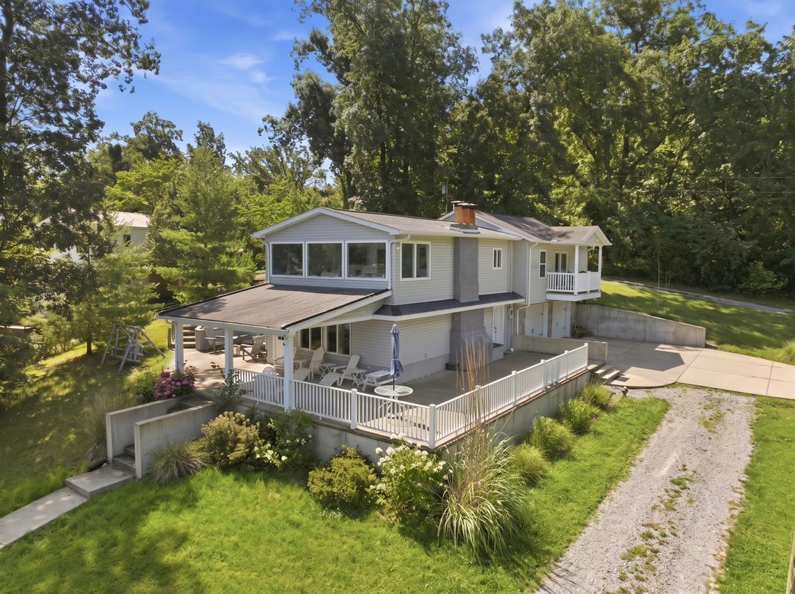 20051 Michalic Ln., West Frankfort, IL 62896