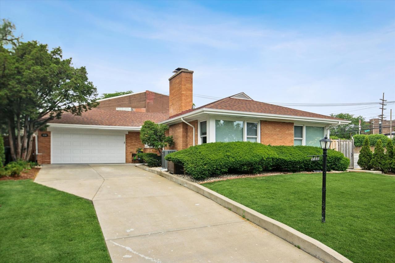 9130 Kenton Ave., Skokie, IL 60076