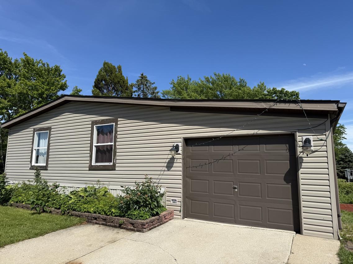 462 Huntsbridge Rd., Matteson, IL 60443