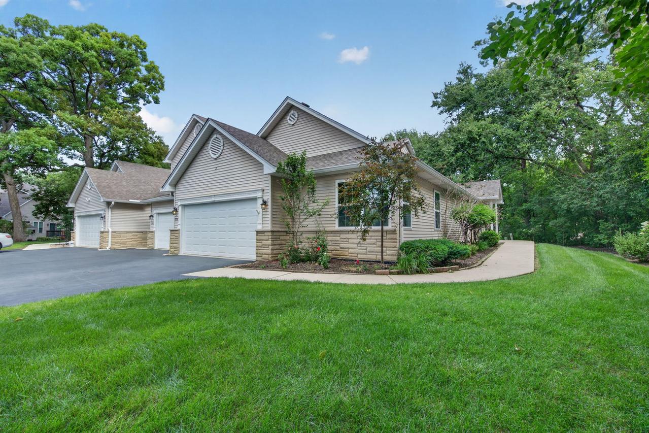 938 Treeline Ct., Lockport, IL 60441