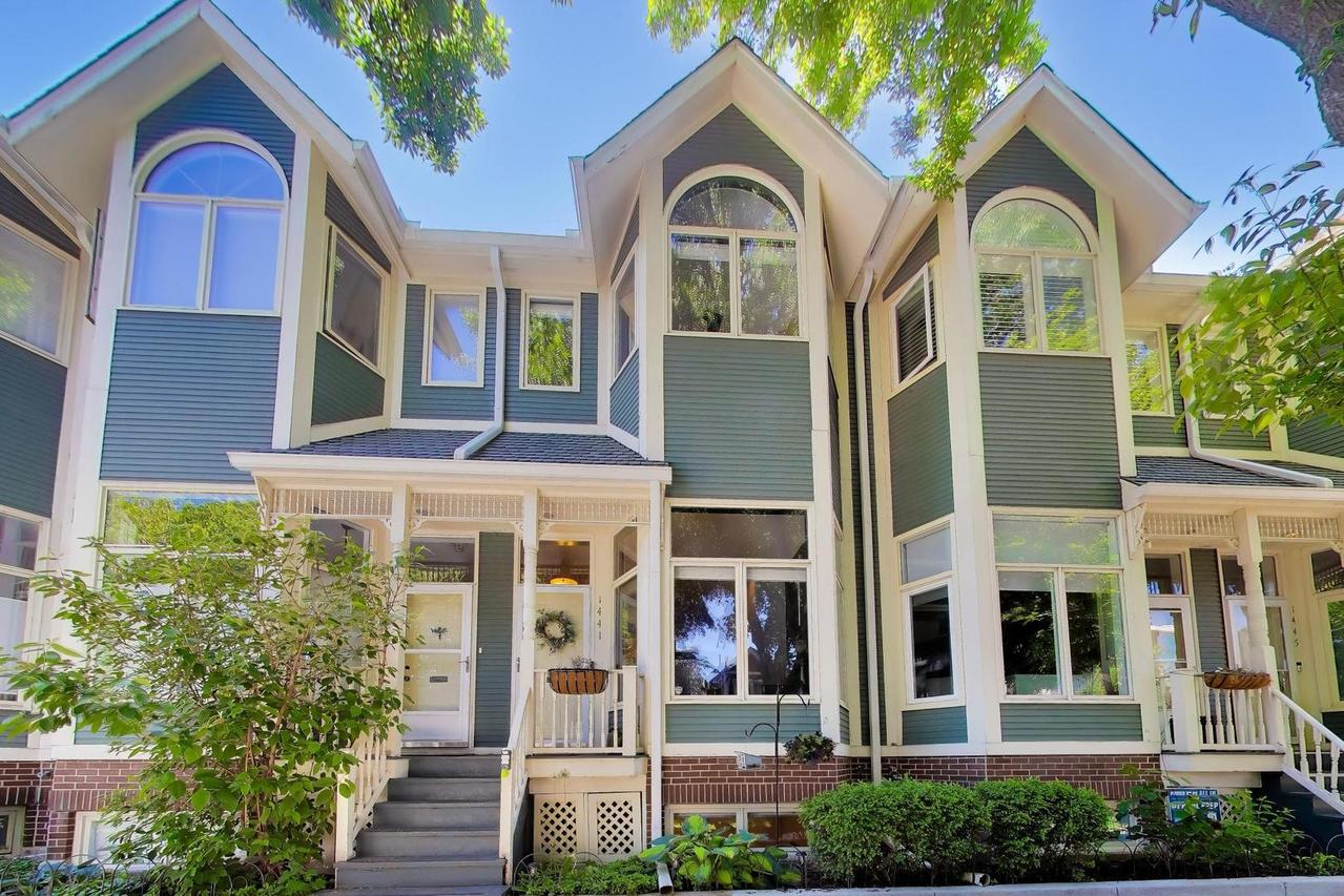 1441 W Altgeld St., Chicago, IL 60614