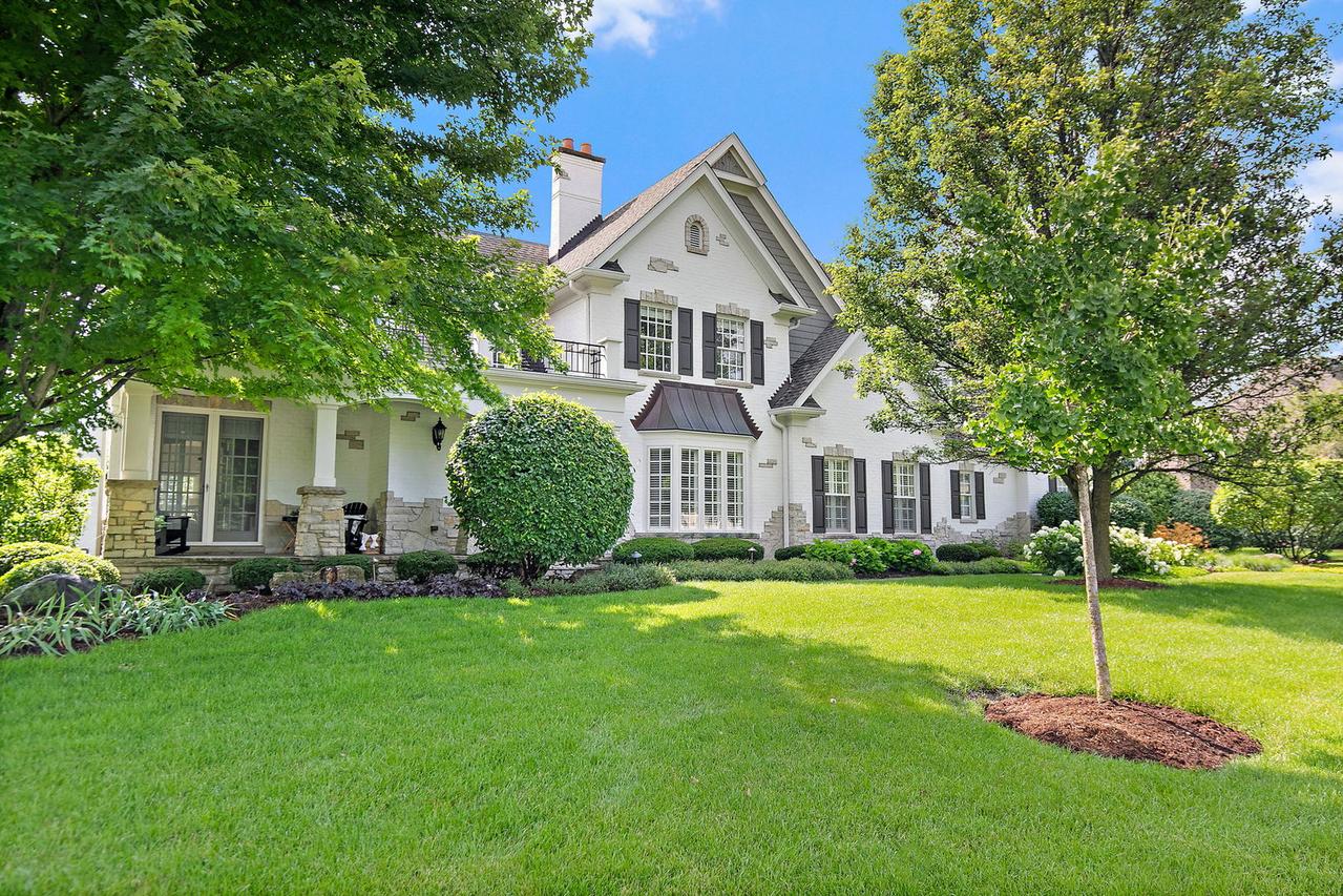 3S412 Saddle Ridge Ct., Warrenville, IL 60555