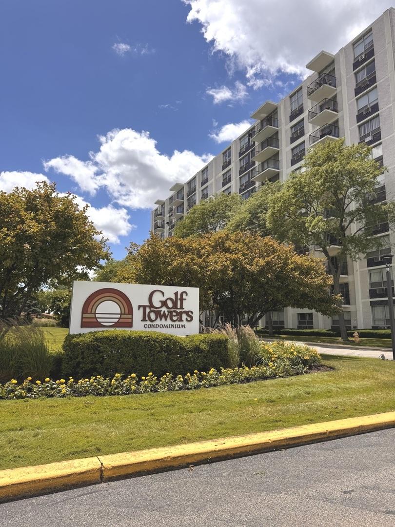 9009 Golf Rd. #2G, Des Plaines, IL 60016