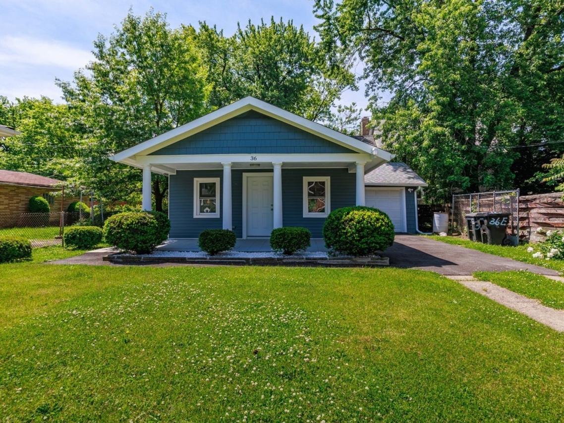 36 E 151st St., Harvey, IL 60426