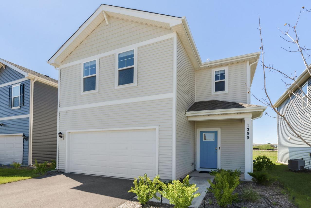 1399 Grand Tetons Dr., Pingree Grove, IL 60140