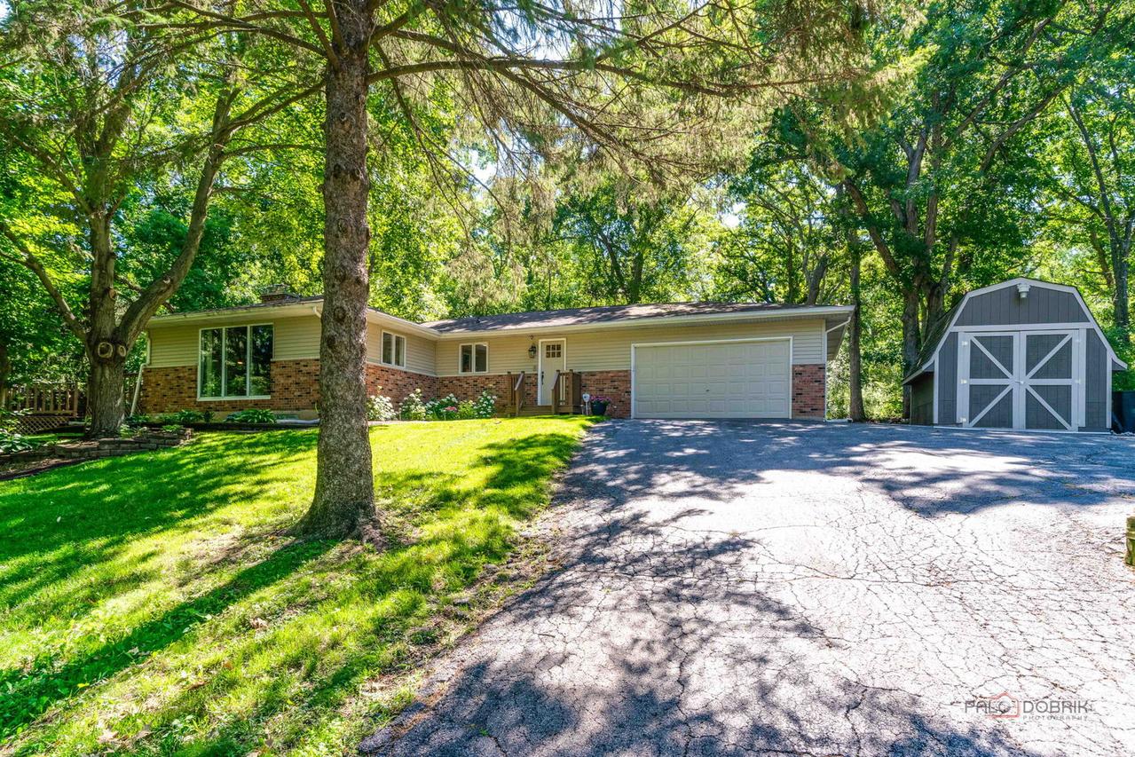 816 Black Partridge Rd., Mchenry, IL 60051
