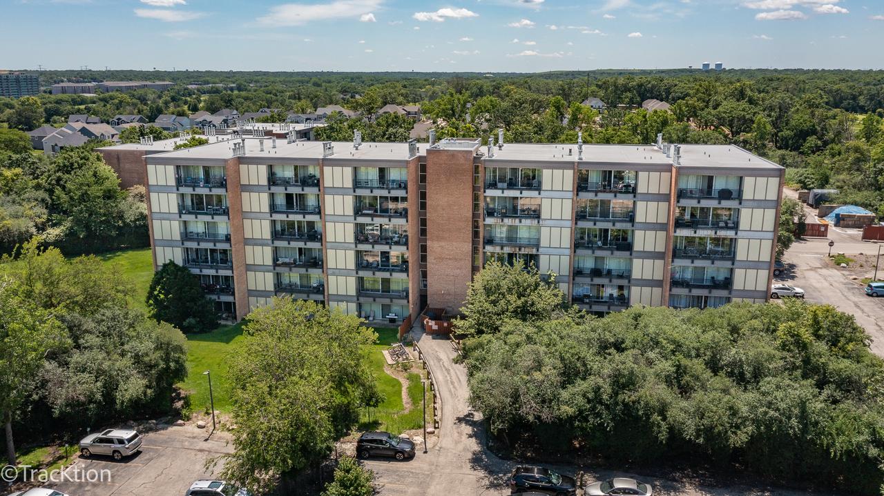 6010 Oakwood Dr. #6H, Lisle, IL 60532