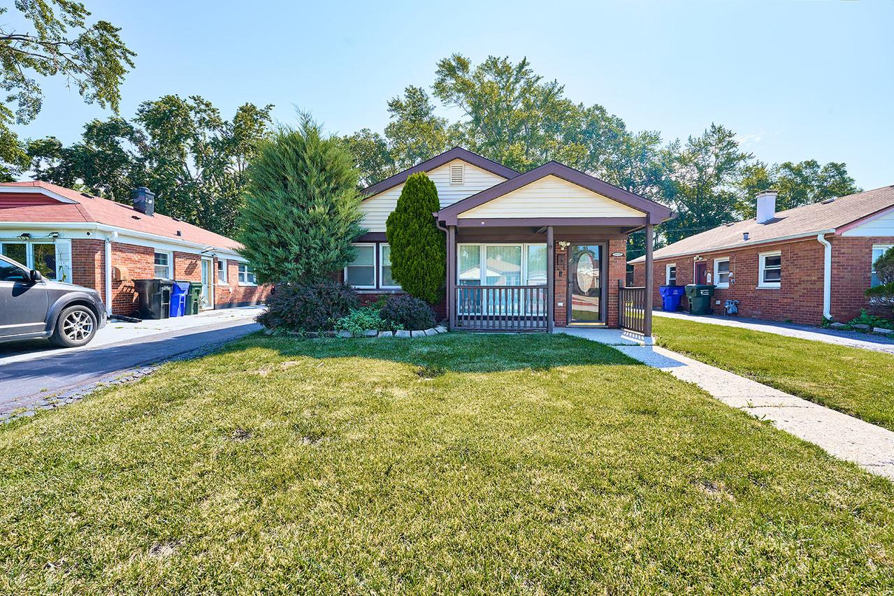 11535 S Sacramento Dr., Merrionette Park, IL 60803