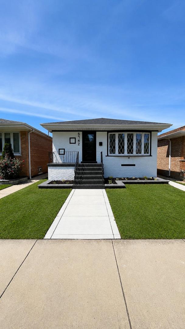 5742 W 63rd Pl., Chicago, IL 60638