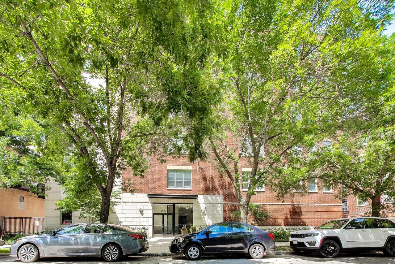 2330 W St Paul Ave. #401, Chicago, IL 60647