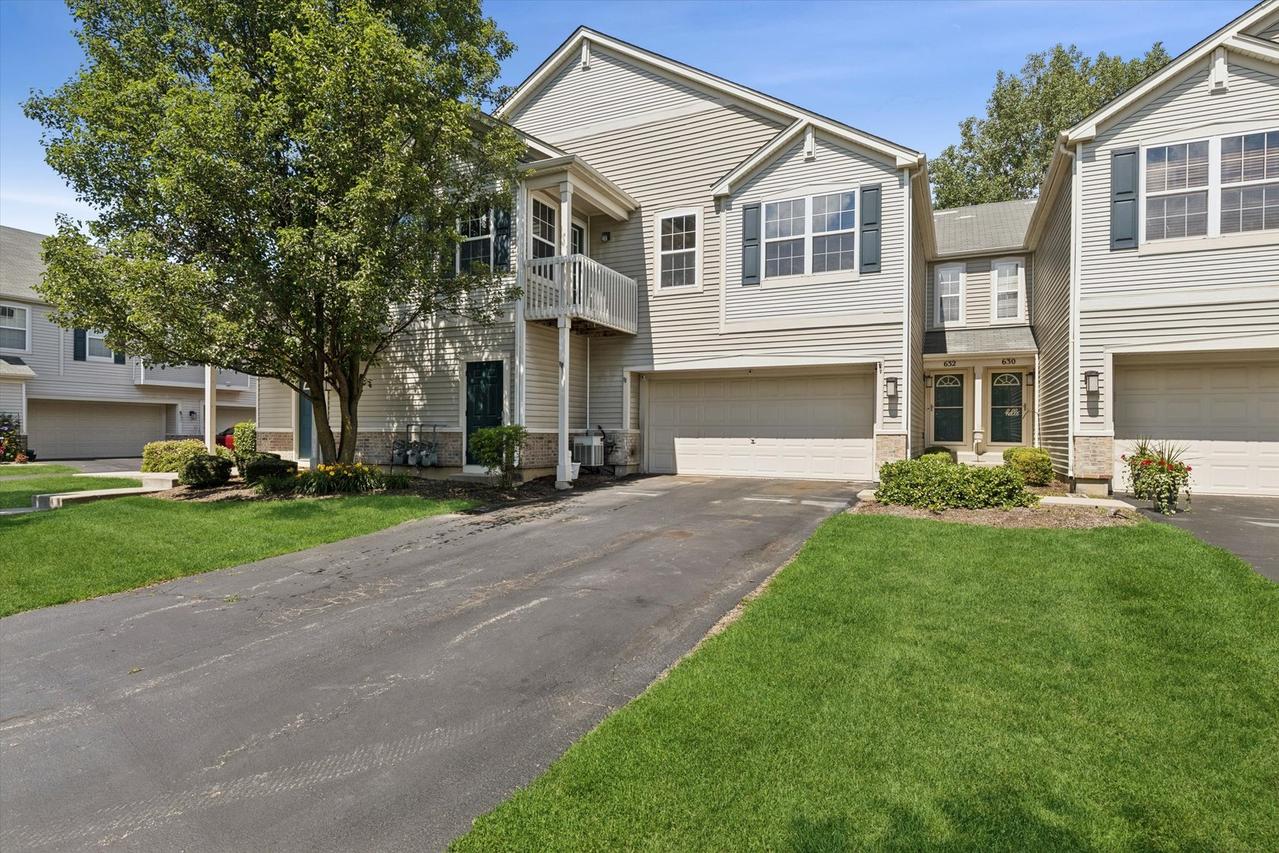 632 Arbor Cir., Lakemoor, IL 60051