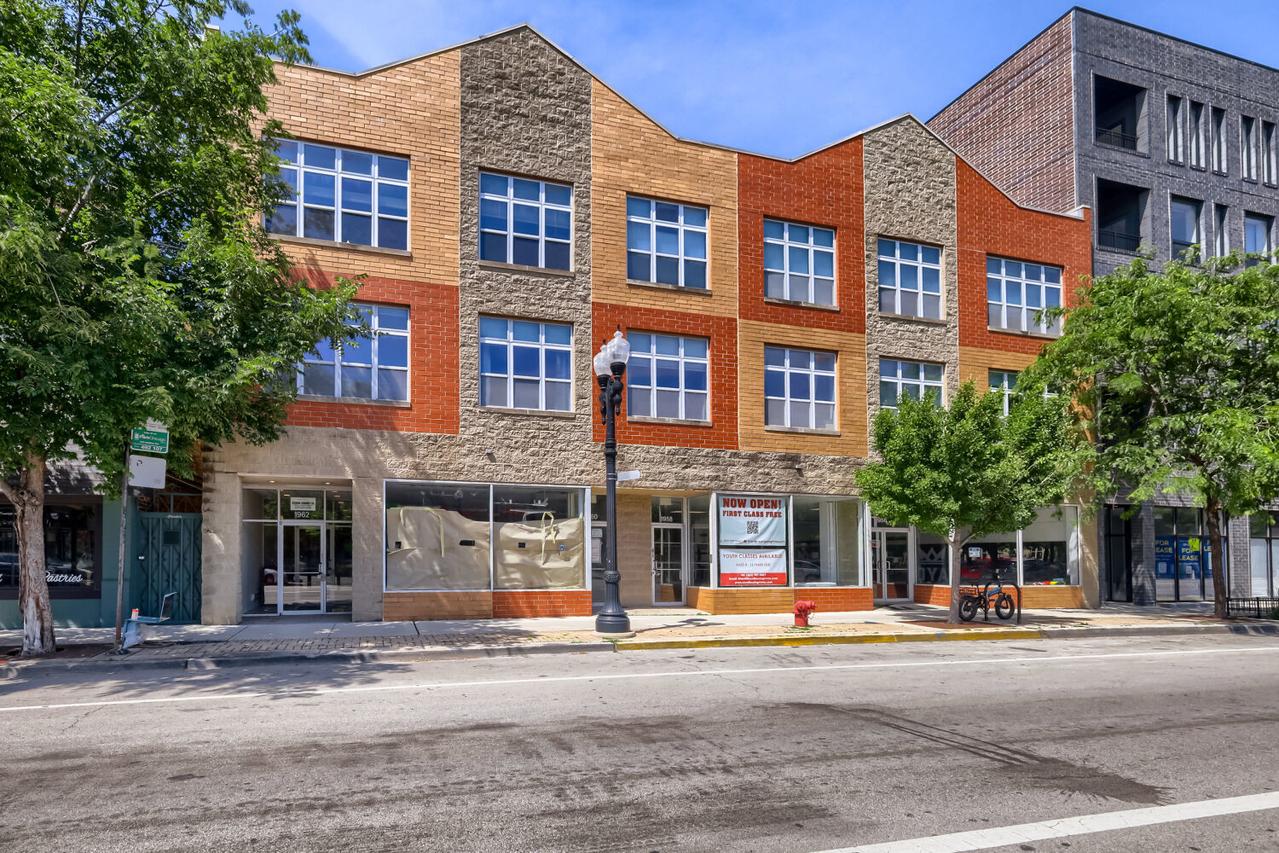 1962 W Lawrence Ave. #204, Chicago, IL 60640