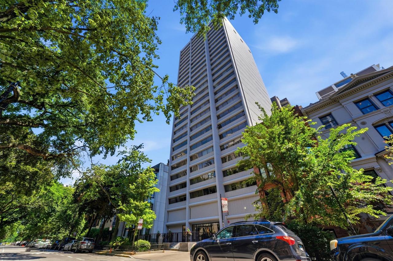 1415 N Dearborn St. #14C, Chicago, IL 60610