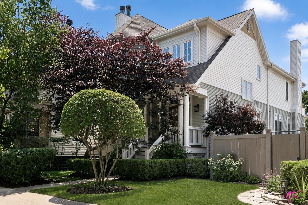 3434 N Marshfield Ave., Chicago, IL 60657