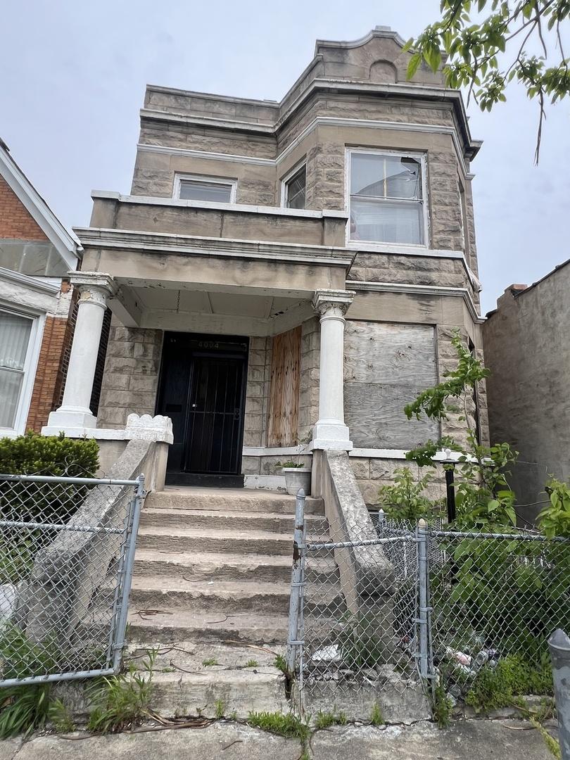 4004 W Van Buren St., Chicago, IL 60624
