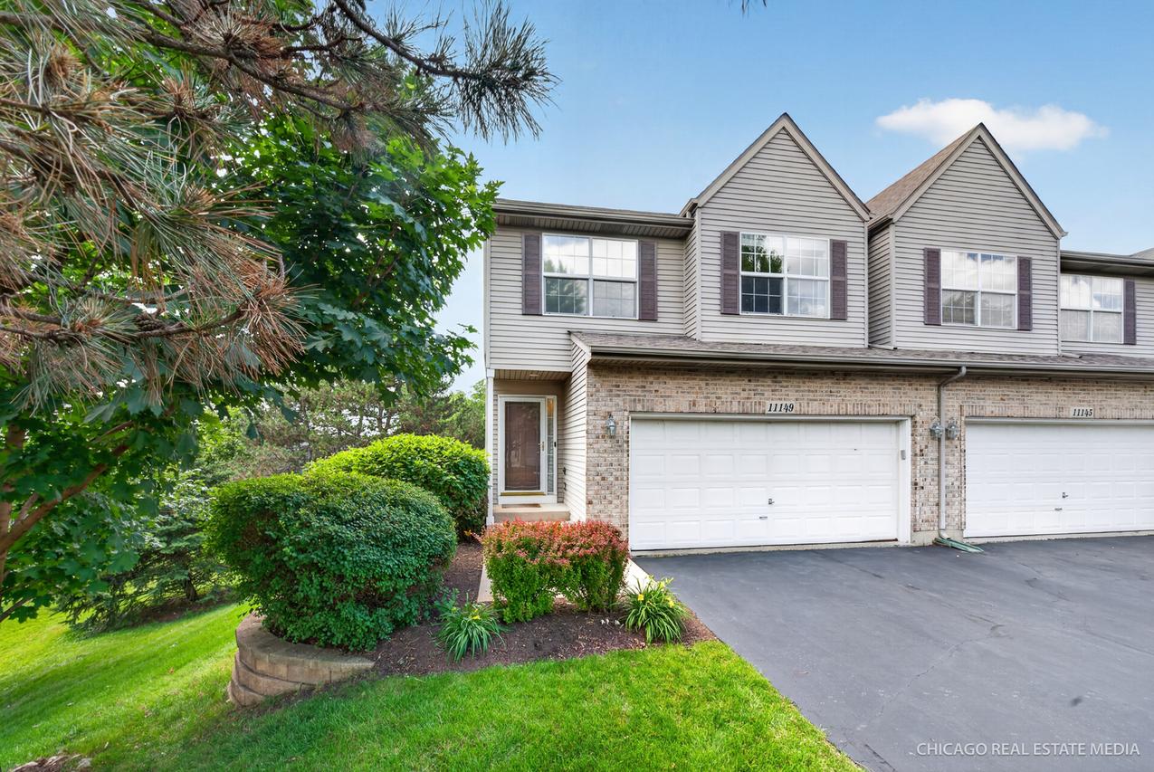 11149 Douglas Ave., Huntley, IL 60142
