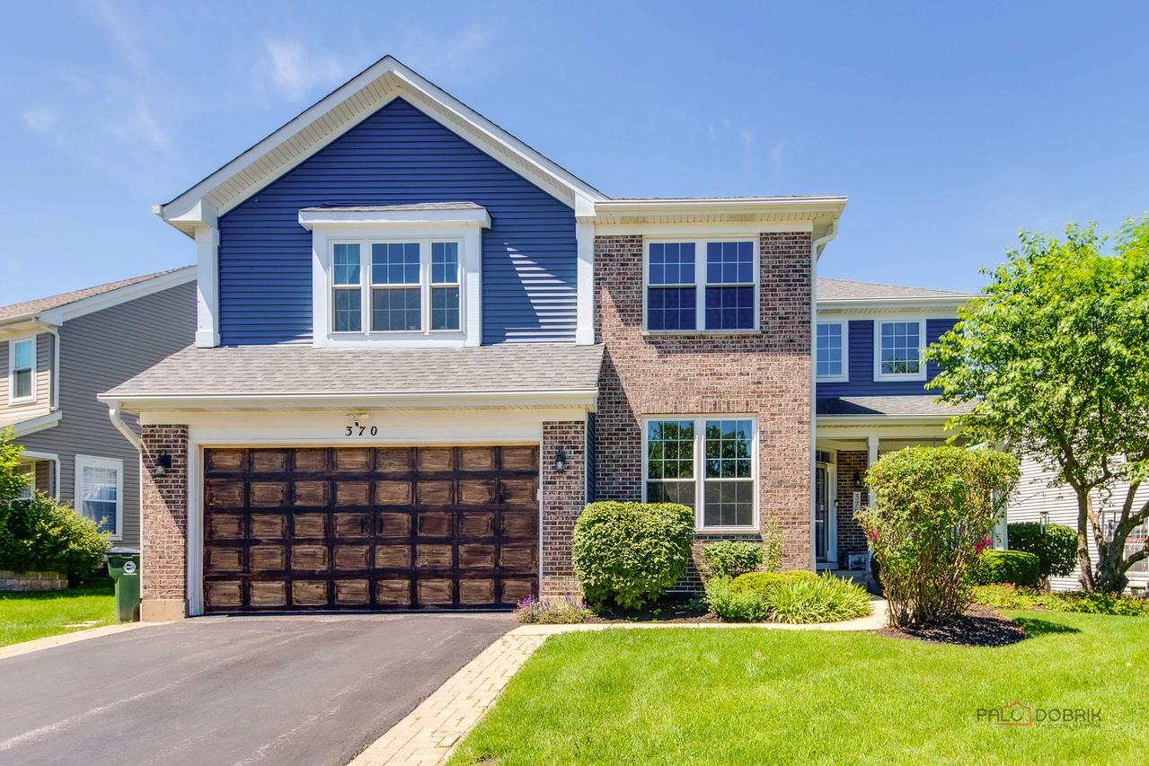 370 Ashford Ln., Grayslake, IL 60030