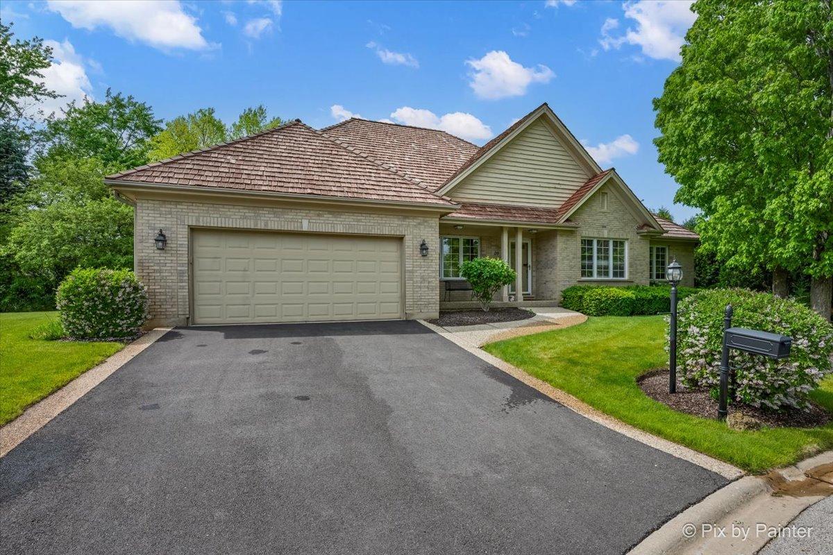 20 Lochbrook Ln., Inverness, IL 60010