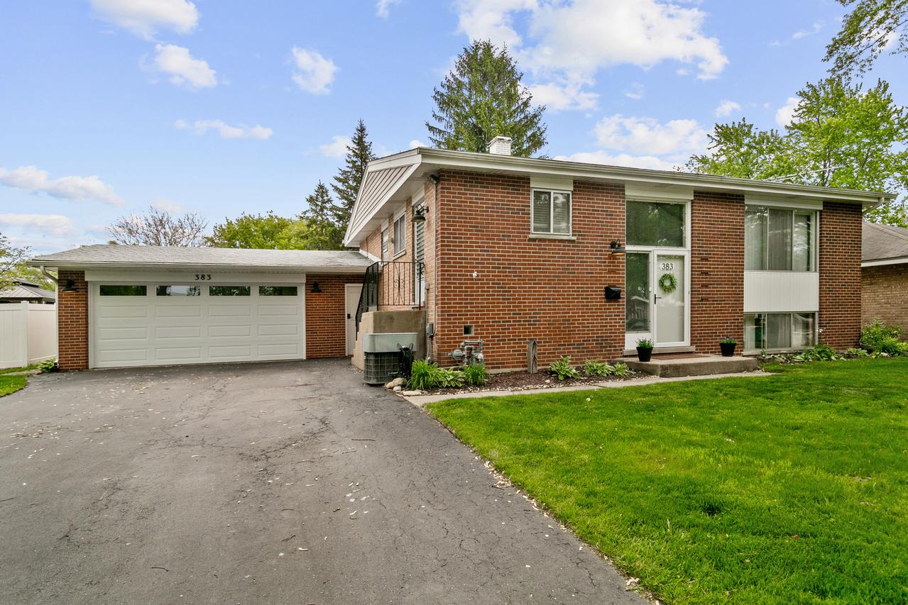 383 Park Ave., Wheeling, IL 60090