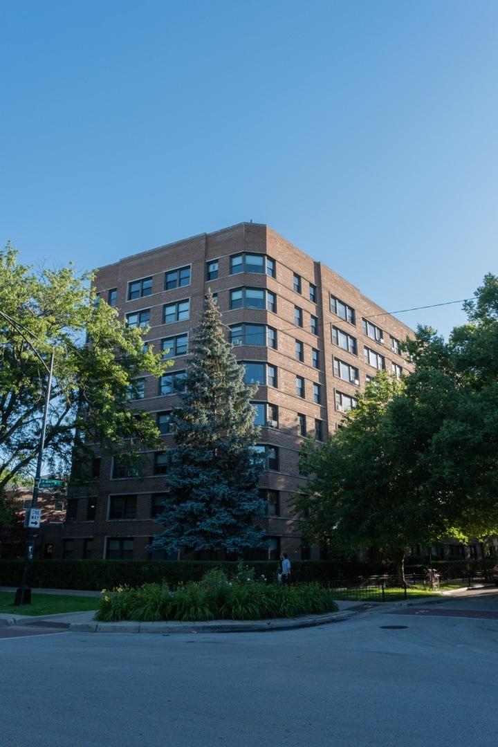 4880 N Marine Dr. #304, Chicago, IL 60640