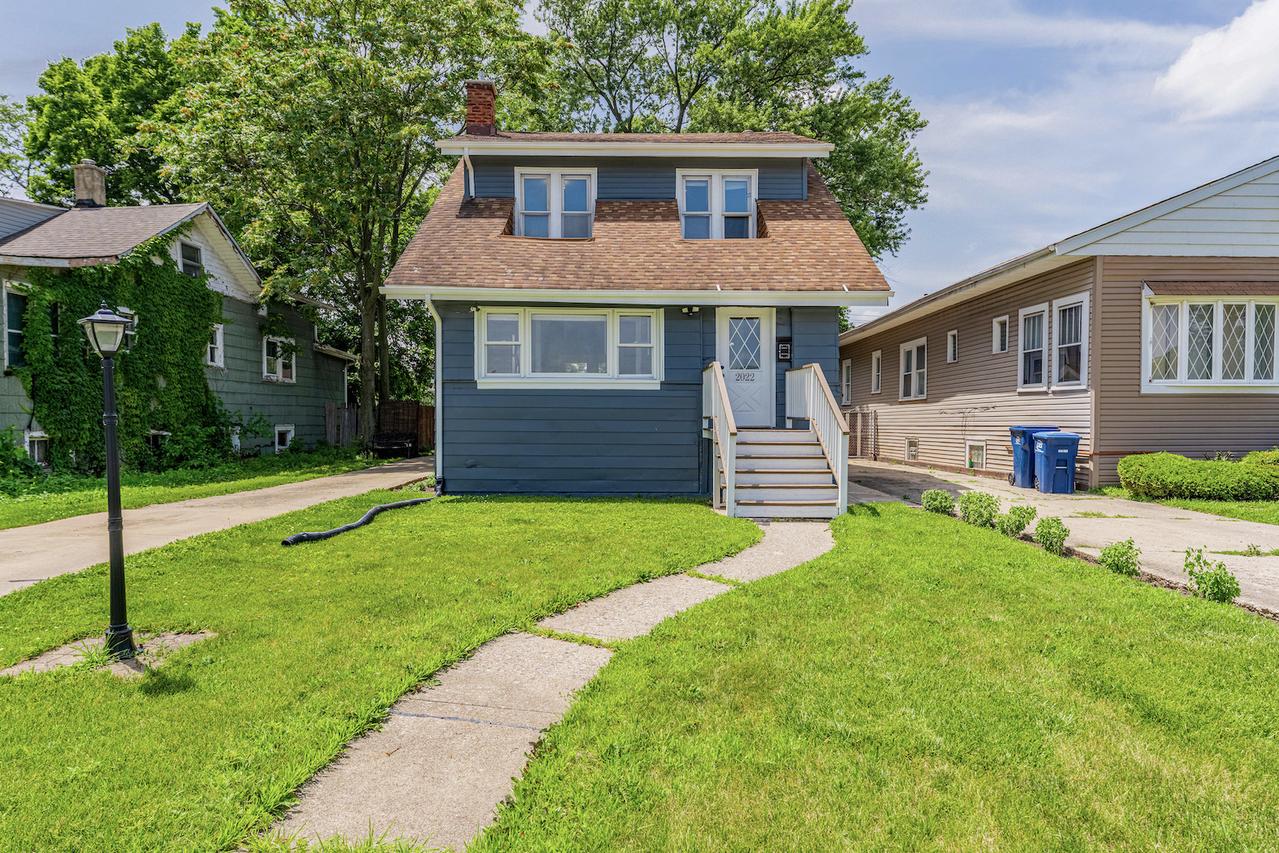 2022 S 1st Ave., Maywood, IL 60153