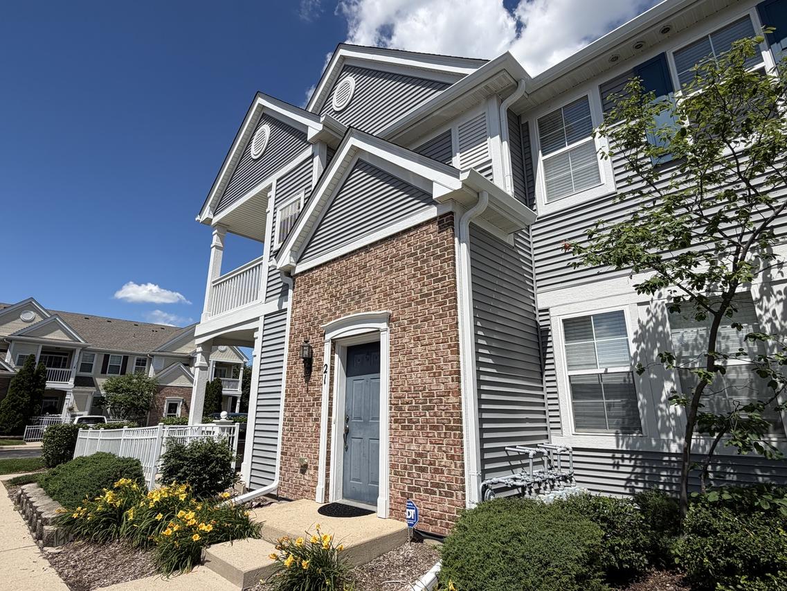 [Address Hidden by Seller], Pingree Grove, IL 60140