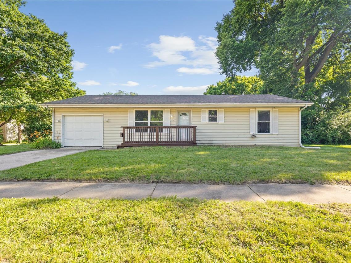 712 Cherry St., Rockford, IL 61101