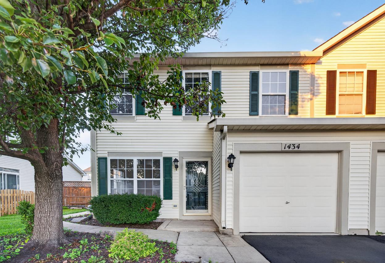 1434 Levato Ln., Minooka, IL 60447