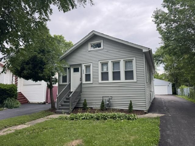 1833 S 18th Ave., Maywood, IL 60153