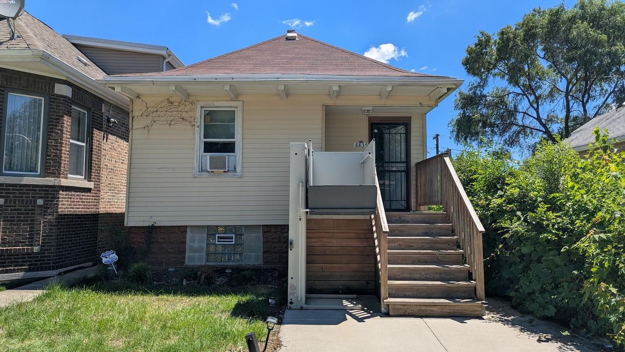 8837 S Carpenter St., Chicago, IL 60620