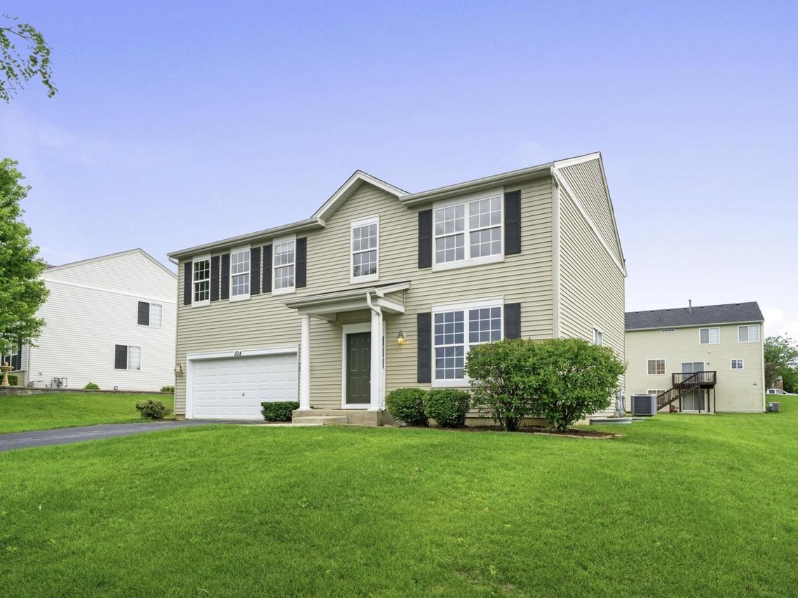 824 Briarcliff Dr., Minooka, IL 60447